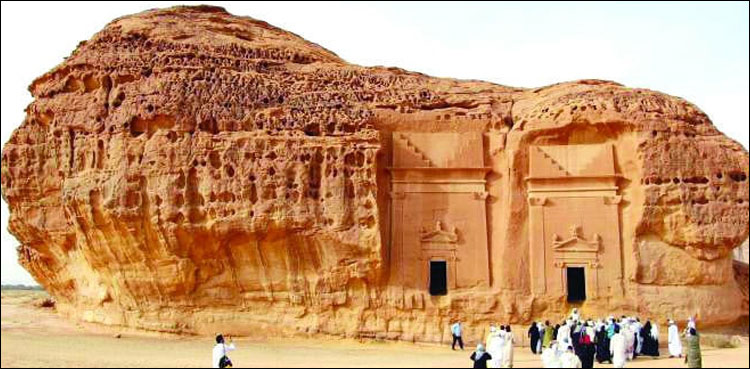 سعودی عرب: سیاحت کے شعبے میں 41 فیصد خواتین ورکرز