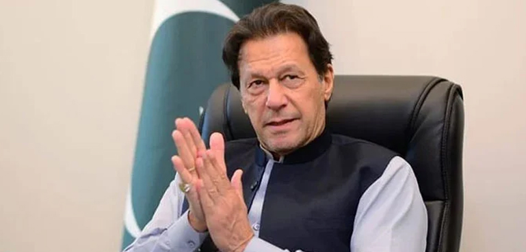 توشہ خانہ کیس : نیب کی ٹیم عمران خان کے گھر پہنچ گئی