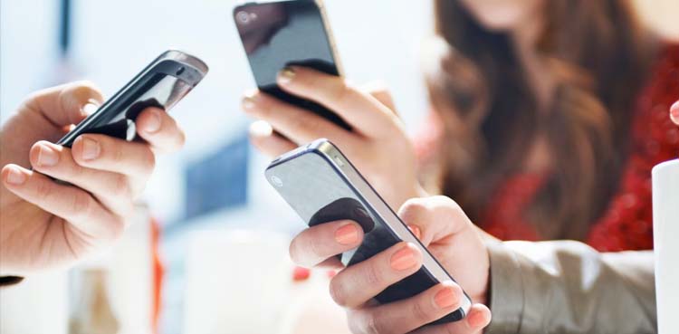 موبائل انٹرنیٹ سروس بحال ہونا شروع