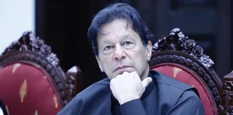 خاتون جج کو دھمکی  کا کیس : عمران خان کے ناقابل ضمانت وارنٹ گرفتاری معطل