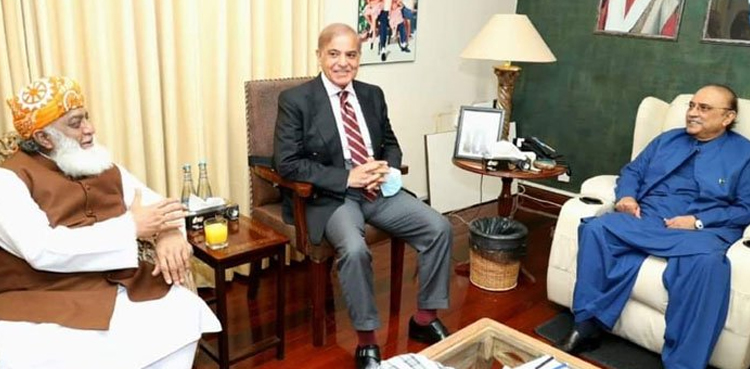 عمران خان کی  پیشکش: حکمران جماعت کا اتحادیوں کو اعتماد میں لینے کا فیصلہ