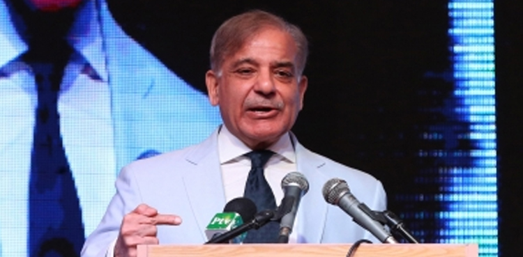 تعمیر اور ترقی عمل سے ہوتی ہے نعروں اور دھرنوں سے نہیں، وزیراعظم