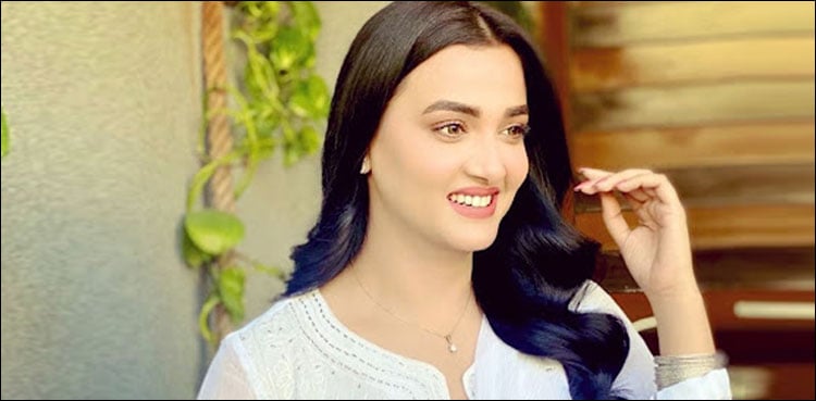 کرن تعبیر کی اہل خانہ کے ساتھ نئی تصاویر وائرل