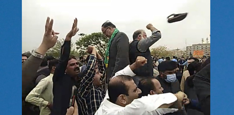 ملتان : پی ٹی آئی اور ن لیگ کے سیکڑوں کارکنان کیخلاف مقدمہ درج