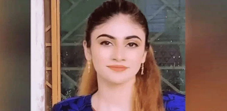 دانیہ شاہ کو انٹرویو اور سوشل میڈیا پر بیانات دینے سے روک دیا گیا