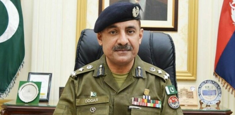سپریم کورٹ نے سی سی پی او غلام محمود ڈوگر کے تبادلے کا حکم معطل کردیا