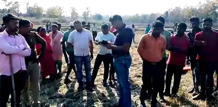 بیٹی کو بچانے کے لئے ماں’ جنگلی جانور’ سے لڑگئی