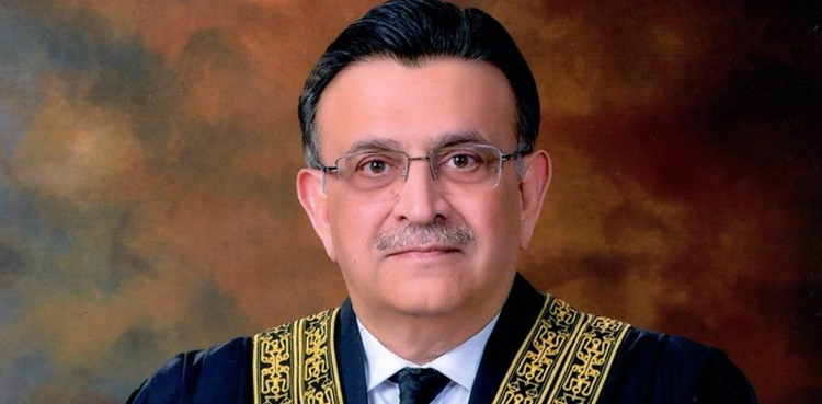 انتخابات میں تاخیر کے معاملے پر از خود نوٹس: سپریم کورٹ کا 9 رکنی لارجر بنچ آج سماعت کرے گا