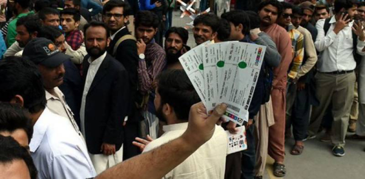پی ایس ایل کی جعلی ٹکٹیں فروخت کرنے والے 3 ملزمان گرفتار