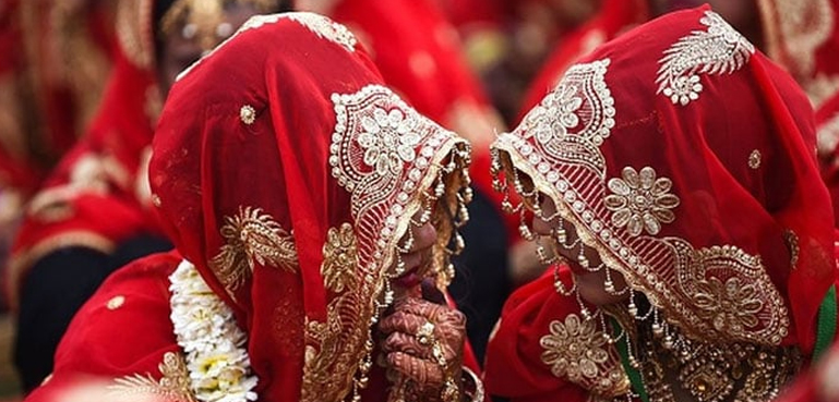 ڈاکو دلہنیں گھر سے نقدی و زیورات لوٹ کر فرار