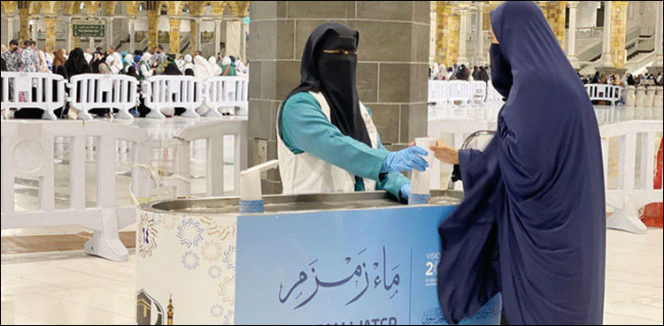 رمضان اور عمرہ: خواتین زائرین کی سہولت کے لیے خواتین اہلکار تعینات