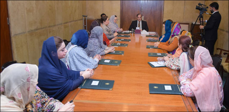 قانون سازی میں خواتین کی شمولیت انتہائی اہم ہے: وزیر اعظم