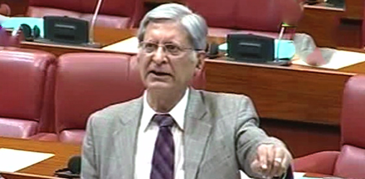 سیاستدان کے حکم پر سیاستدان کے گھر پر چڑھائی ہورہی ہے ، یہ نہیں ہونا چاہیے، اعتزاز احسن