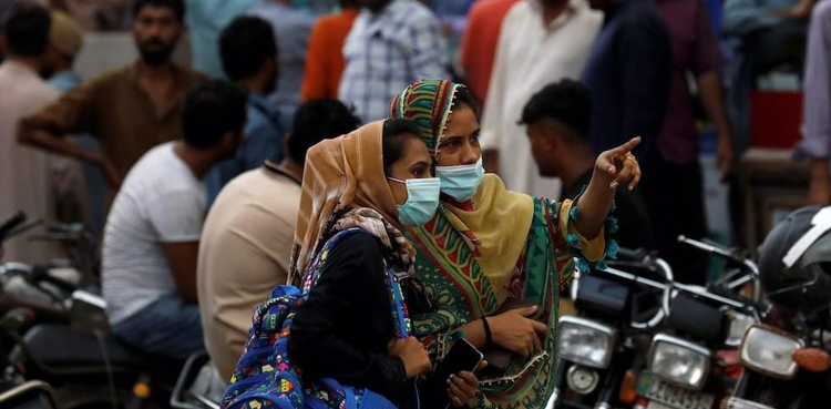 پنجاب میں کورونا کیسز میں اضافے کا خدشہ، ماسک پہننا لازمی قرار