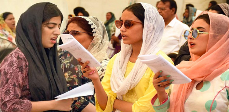 مسیحی برادری آج ایسٹر کا تہوار مذہبی جوش و خروش سے منارہی ہے