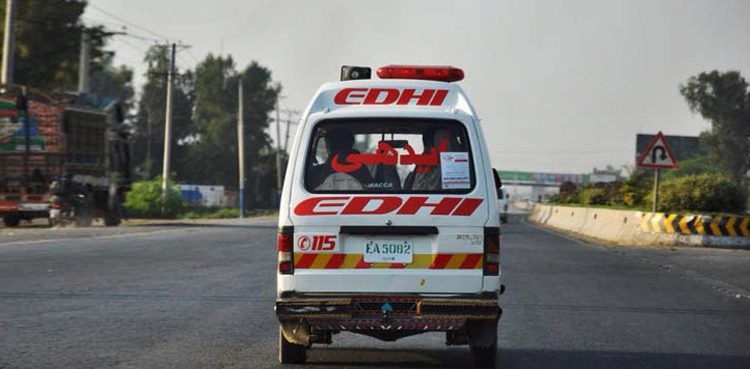 کراچی: تیز رفتار کار نے 3 بہنوں کو کچل ڈالا