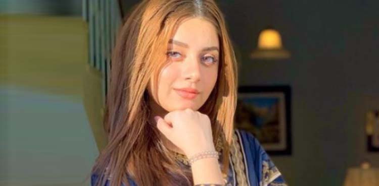علیزے شاہ کی نئی تصاویر وائرل ہوگئیں