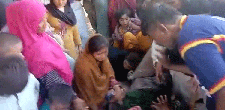 بھگدڑ مچنے سے 3 بچوں سمیت 12 خواتین کی ہلاکت کراچی کی تاریخ کا دوسرا بڑا واقعہ نکلا