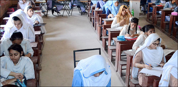 بورڈ کے امتحانات شیڈول کے مطابق جاری