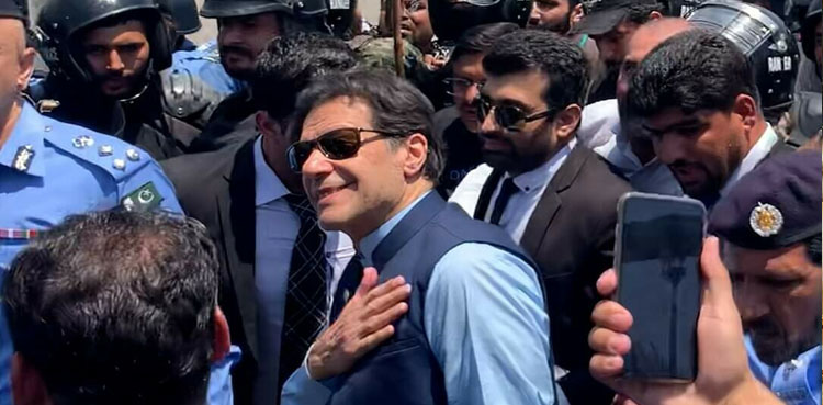 میں خبردار کرتا رہا کہ ملک کو اس طرف نہ لے کر جاؤ، عمران خان