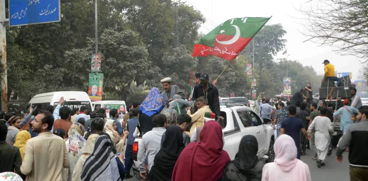 احتجاج وتوڑپھوڑ، کن کن رہنماؤں پر مقدمات درج کرلئے گئے؟