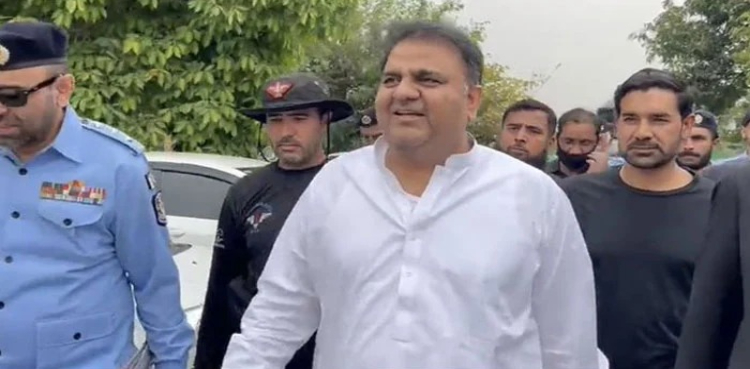 فواد چودھری کی ضمانت منظور، رہائی کا حکم