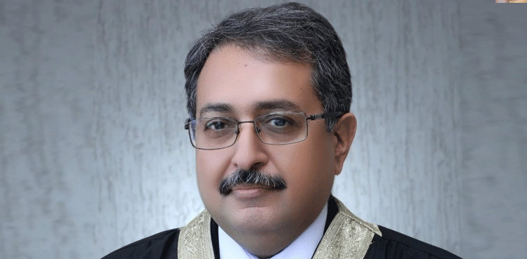 عمران خان کی گرفتاری پر  چیف جسٹس اسلام آباد ہائی کورٹ برہم، آئی جی اسلام آباد سمیت اعلیٰ حکام 15 منٹ میں طلب
