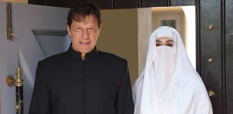 عمران خان، بشریٰ بی بی و دیگر کے نام نو فلائی لسٹ میں شامل