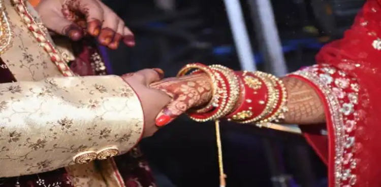 شادی کے دن بھاگنے والے دلہا کو دلہن نے ڈھونڈ نکالا