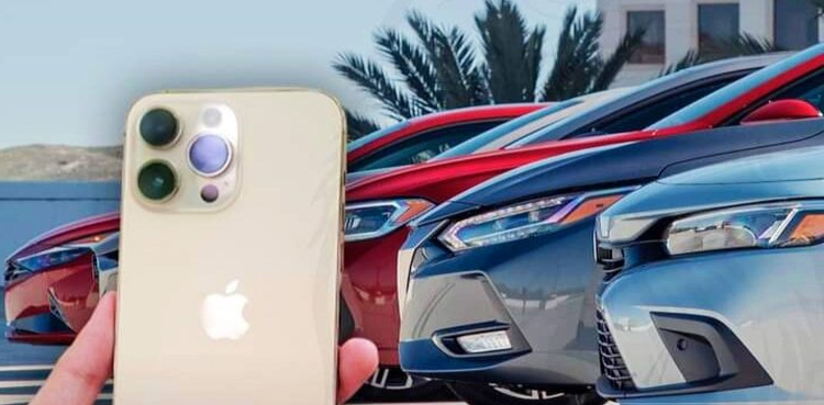 دبئی : مزدوروں کیلئے آئی فون اور نئی گاڑیوں کے تحائف