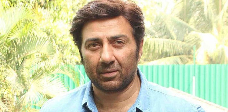 ’فلم کی شوٹنگ کے دوران غصے میں اپنی جینز پھاڑ دی تھی‘