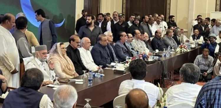 استحکام پاکستان پارٹی کا وقت پر عام انتخابات کروانے کا مطالبہ