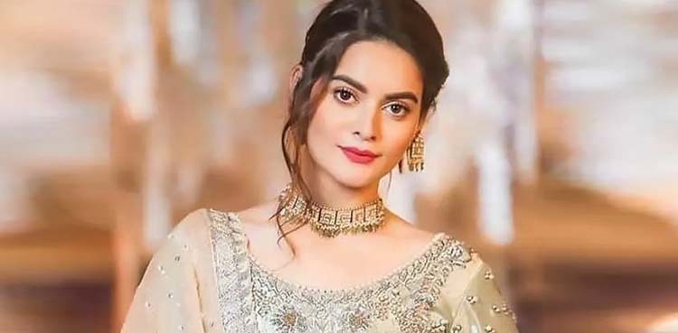 منال خان سوشل میڈیا پر چھا گئیں