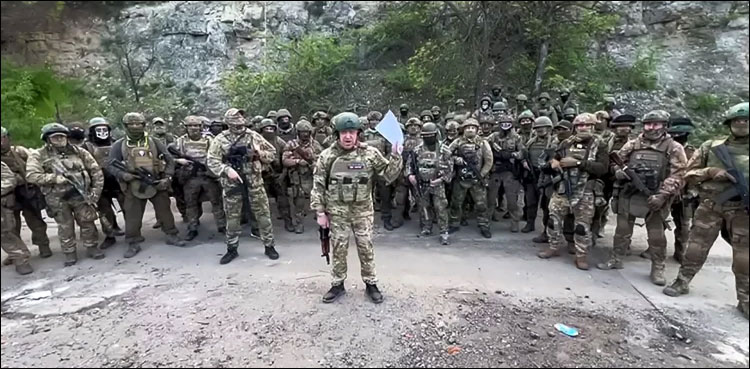 یوکرین میں لڑنے والے فوجی کمپنی ویگنر نے روس کے خلاف علم بغاوت بلند کر لیا
