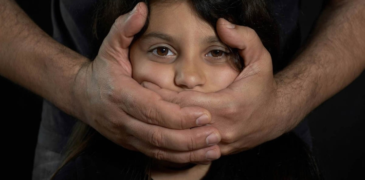بچوں سے زیادتی کرنے والے درندوں کے خلاف بیلاروس میں مثالی قانون منظور