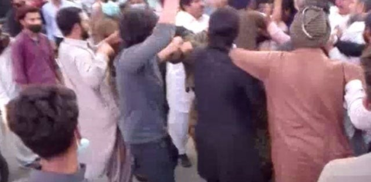 مچھرکالونی میں ہجوم کے تشدد سے ملازمین کے قتل میں ملوث مرکزی ملزم گرفتار