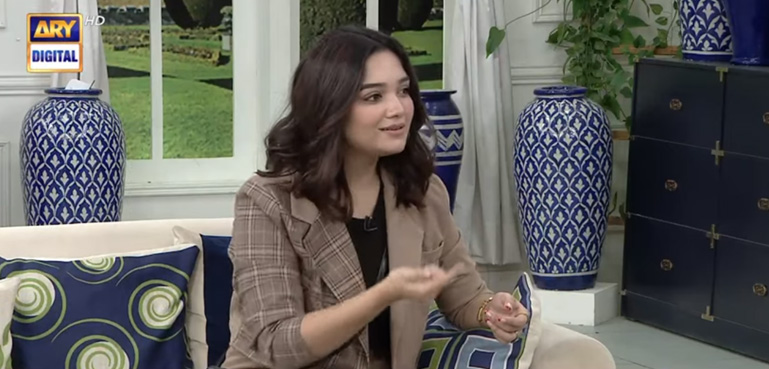 رومیسا خان نے اے آر وائی ڈیجیٹل پر سنائے اپنی زندگی کے کچھ یادگار قصے