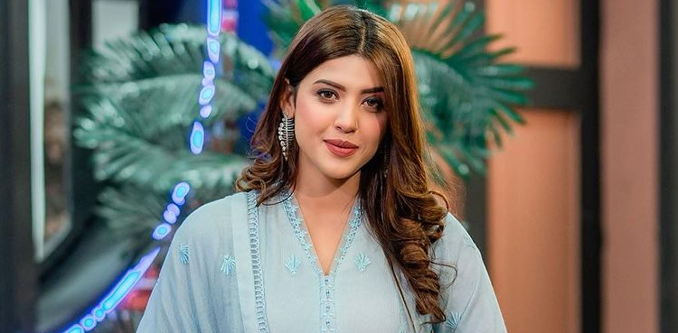 ویڈیو: ایمن زمان نے پاکستان کے ٹاپ ٹک ٹاکرز کے نام بتا دیے