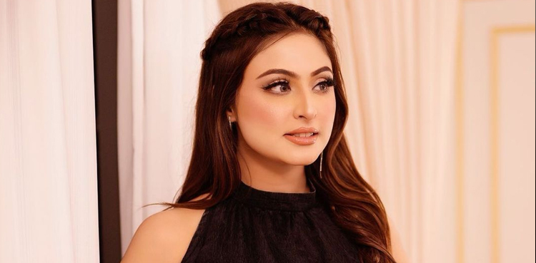 عروبہ مرزا ڈرامہ انڈسٹری میں کیسے آئیں؟