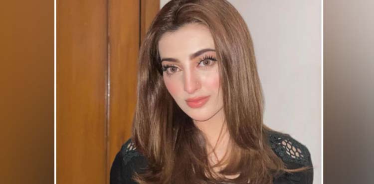 نوال سعید کے پاس انڈسٹری کے کس مشہور شخصیت کا اسکرین شاٹس موجود ہے؟