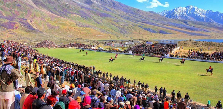 دنیا کے سب سے اونچے پولو گراونڈ میں  کھیلے جانے والے  منفرد فیسٹول کا آغاز