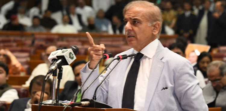 16 ماہ میں کسی مخالف کو جیل بھجوانا تو دور تنگ بھی نہیں کیا، وزیر اعظم