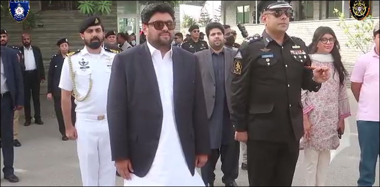 ایس ایس یو کی موجودہ پیشہ ورانہ مہارت مثالی ہے: گورنر سندھ