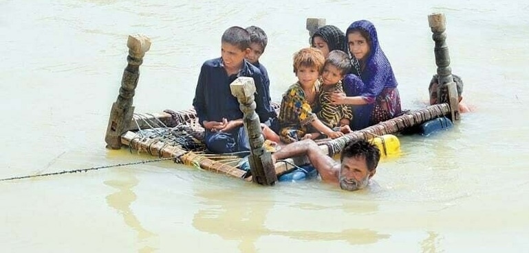 سیلاب متاثرین کی بحالی کی کوششوں میں پاکستان کے ساتھ ہیں، امریکی سفارتخانہ