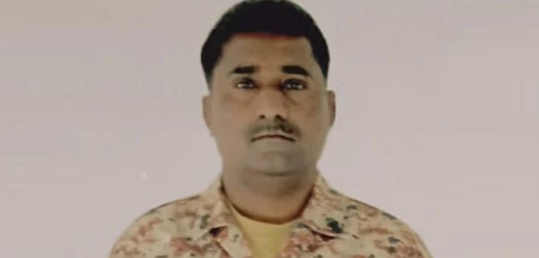 دہشت گردوں کی فائرنگ سے شہید رینجرز اہلکار کی نمازجنازہ ادا کردی گئی
