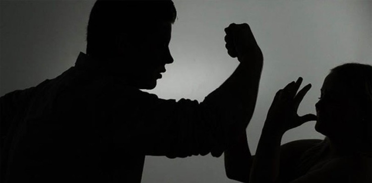 گھریلو ملازمہ بچی پر تشدد کا ایک اور واقعہ، میاں بیوی گرفتار