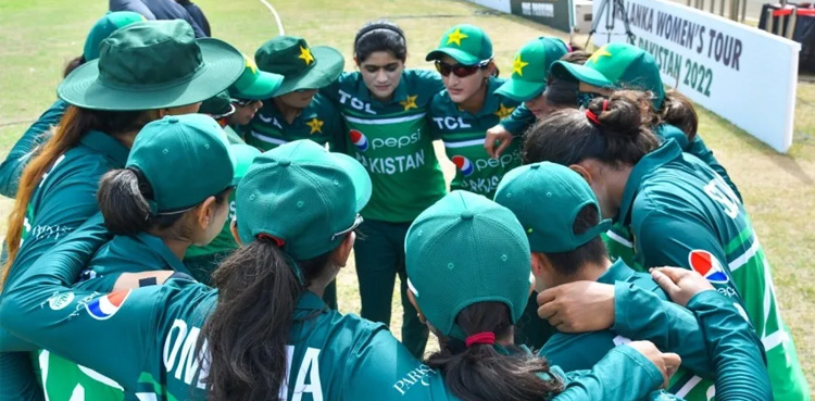 پی سی بی کا 20 خواتین کرکٹرز کو سینٹرل کنٹریکٹ دینے کا اعلان