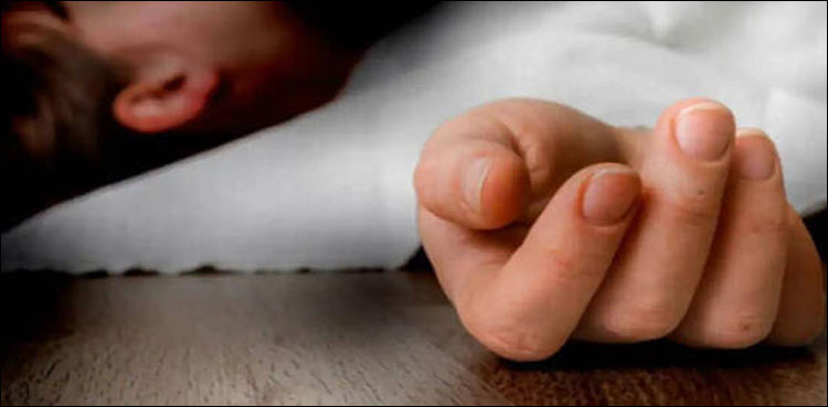 باپ کے تشدد سے زخمی ہونے والی معصوم بچی اسپتال میں دم توڑ گئی