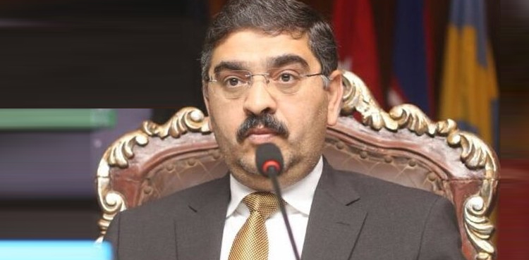 نگران وزیراعظم انوار الحق کاکڑ نے وزارت عظمیٰ کی ذمہ داریاں سنبھال لیں