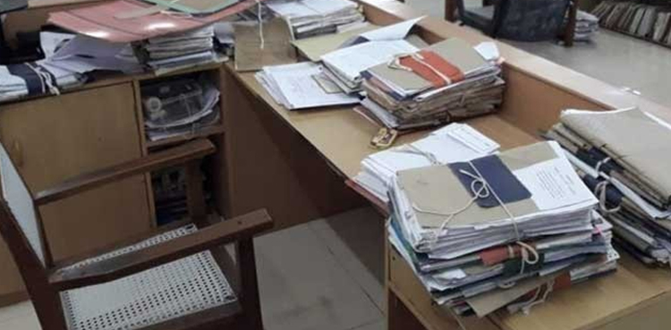 آڈیٹر جنرل سرکاری ملازمین